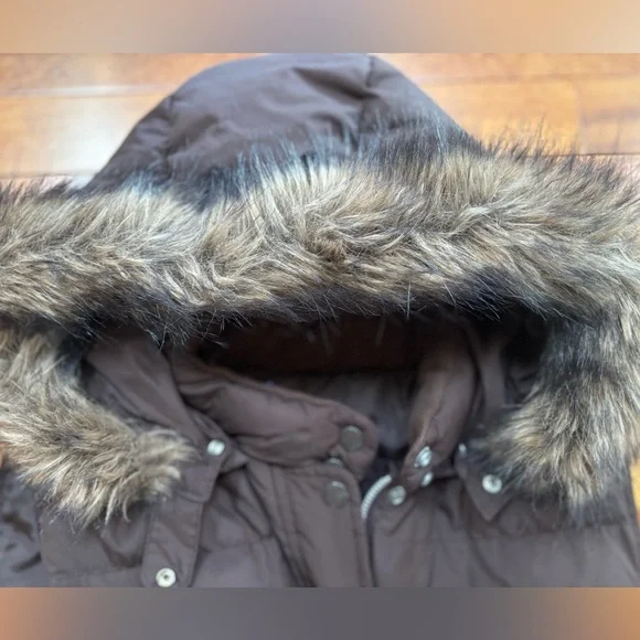 GAP hooded vest - Picture 4 of 11